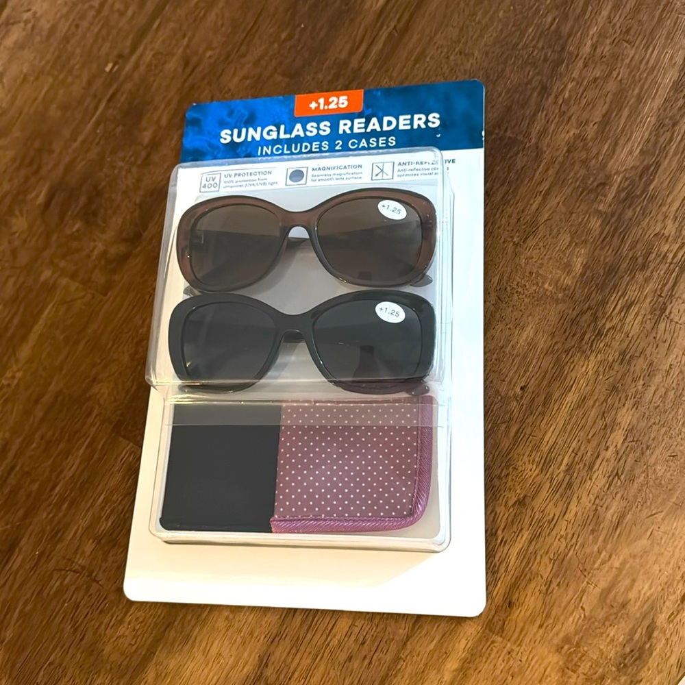 2 pack Sunglasses Readers +1.25 -NWT